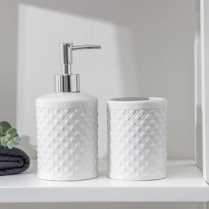 Набор аксессуаров для ванной комнаты «Бусы», 2 предмета (дозатор для мыла, стакан), цвет белый - Фото 1