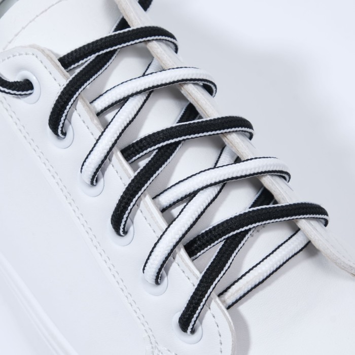 Шнурки для обуви, пара, круглые, d = 5 мм, 110 см, цвет чёрный/белый