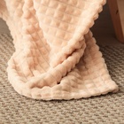 Плед «Этель. Клетка», 200×220 см, корал-флис, бежевый - Фото 2