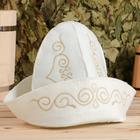 Шапка для бани с вышивкой "Казахстанский колпак мужской" с золотыми узорами - Фото 1