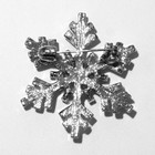 Брошь «Снежинка» волшебная, цвет белый в серебре - Фото 3
