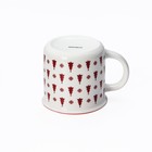 Кружка новогодняя Доляна «Ёлочки», 380 мл, для чая, фарфор, 13×10×8.7 см, белая - Фото 3