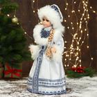 Снегурочка под ёлку «Зимнее волшебство. В шубке с узорами» двигается, 40 см - Фото 2