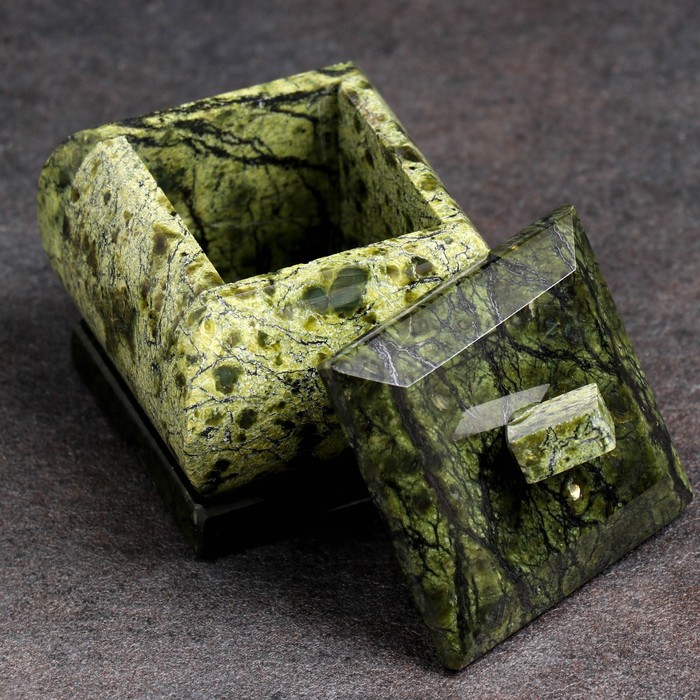 Шкатулка "Малый ларчик", 5х5х6 см, натуральный камень змеевик - фото 1905834874
