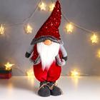 Кукла интерьерная "Дед Мороз в красном колпаке и жилетке с пайетками" 55х16х22 см - фото 9364388
