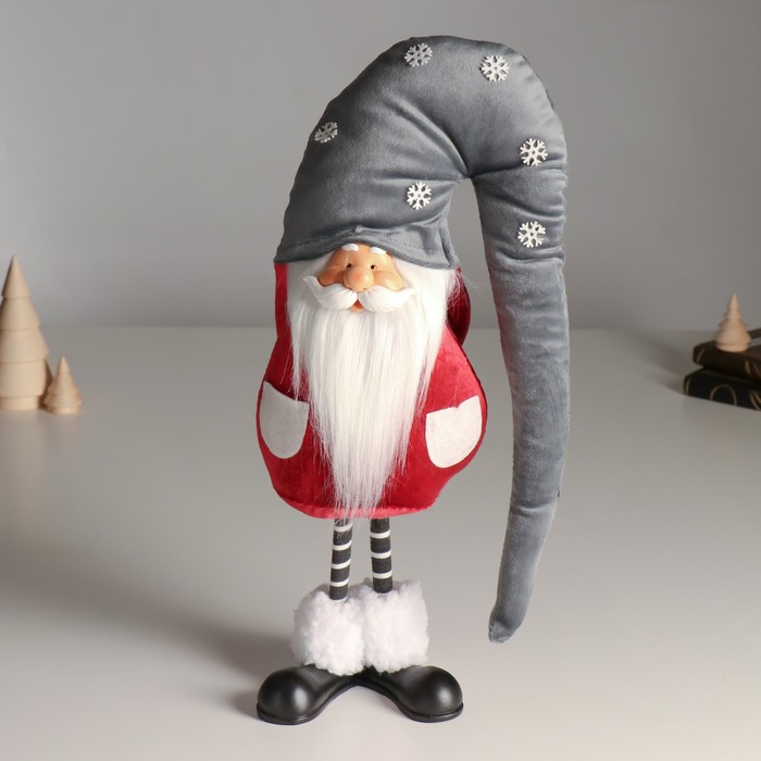 Кукла интерьерная "Дед Мороз в бордовом кафтане, в сером колпаке со снежинками" 42х13х18 см   626011 - фото 1907284789