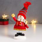 Сувенир полистоун "Снеговик в красной шубе, полосатом колпаке и шарфике" 14х10,5х5 см - фото 319879920