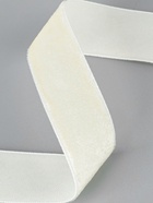 Лента бархатная, 20 мм, 18±1 м, молочная №04 - Фото 3