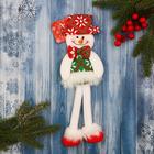 Мягкая игрушка "Снеговик в костюме с орнаментом, в шляпке" 9,5х30 см, красно-зелёный - Фото 2