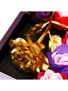 Подарочный набор из 12 красно-фиолетовых мыльных роз с металлической розой - Фото 8