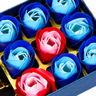 Мыльные розочки цветных оттенков и золотая роза, набор 11 шт - Фото 3