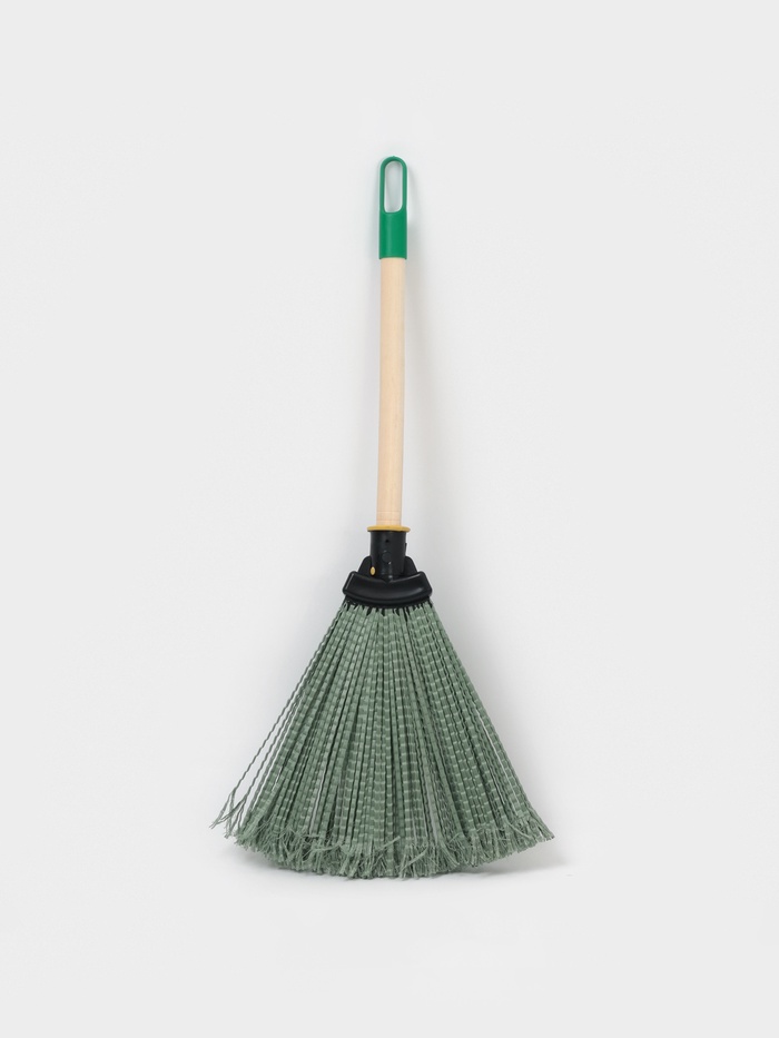 Веник полипропиленовый с черенком высшего сорта, 33 см, с наконечником - Фото 1