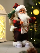 Дед Мороз под ёлку «Зимнее волшебство. Новогодняя игрушка в клетчатом тулупе» двигается, ботинки светятся, 28 см - Фото 2