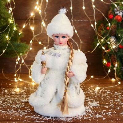 Снегурочка под ёлку «Зимнее волшебство. В белой шубке с сердечком» двигается, 30 см