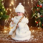 Снегурочка под ёлку «Зимнее волшебство. В белой шубке с сердечком» двигается, 30 см - Фото 4
