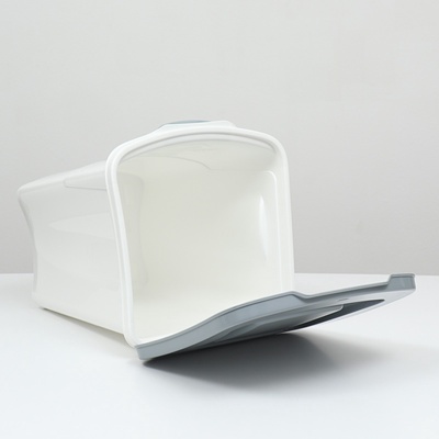 Контейнер для корма, 36 л, серый