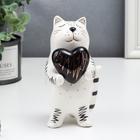 Сувенир керамика "Котик с сердечком" бело-чёрный с золотом 15х8,2х7,8 см - Фото 1