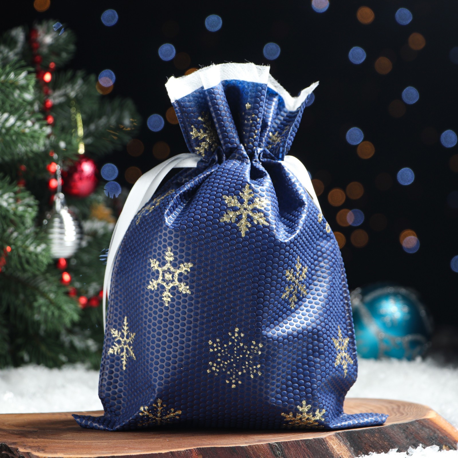 Мешок подарочный "Золотые снежинки", 22 x 31 см (6833784) - Купить по ...