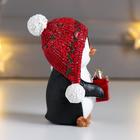 Сувенир полистоун "Пингвинёнок Тико в красной шапке-ушанке, с подарком" 8,5х6х6 см - Фото 2
