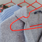 Плечики-вешалки для одежды Доляна, размер 40-44, антискользящее покрытие, цвет красный - Фото 5
