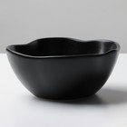 Салатник керамический неровный край «Чёрная», 600 мл, 17 см, цвет чёрный - Фото 3