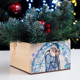 Кашпо деревянное "Дед Мороз и Снегурочка" 14,5×12,5×8 см