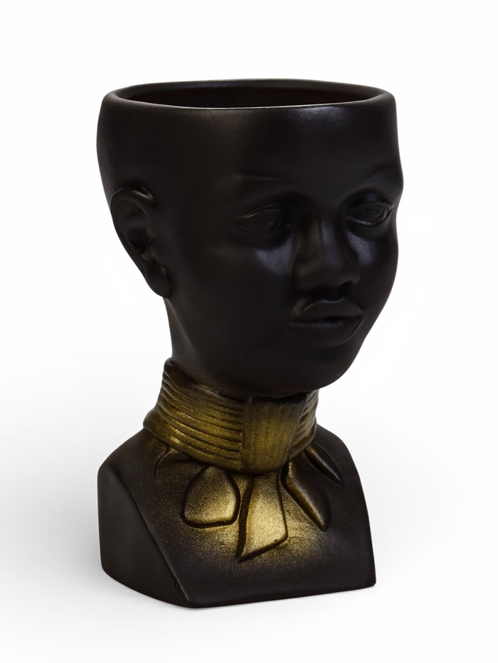 Декоративное кашпо для цветов «Негритянка», 1.3 л, 14×20×12 см, керамика, чёрное - Фото 1