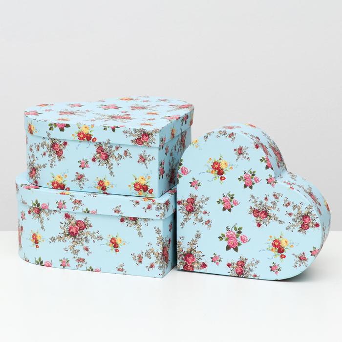 Набор коробок 3 в 1 "Сердца", 28.5 x 26 x 11 - 23.5 x 21 x 8.5 см - Фото 1