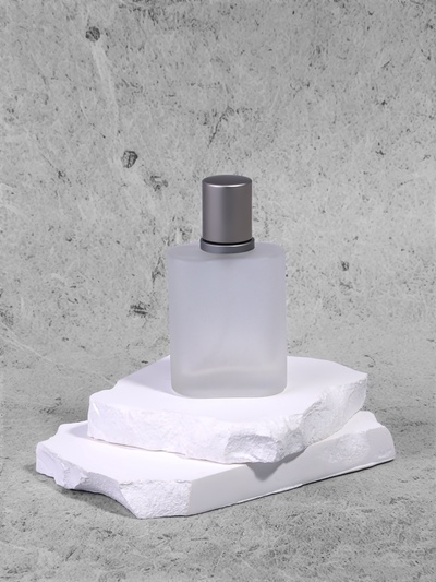 Флакон стеклянный для парфюма, с распылителем, 30 мл, цвет серебристый