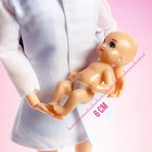 Кукла-модель шарнирная «Доктор Лиза» с малышом, мебелью и аксессуарами - Фото 4