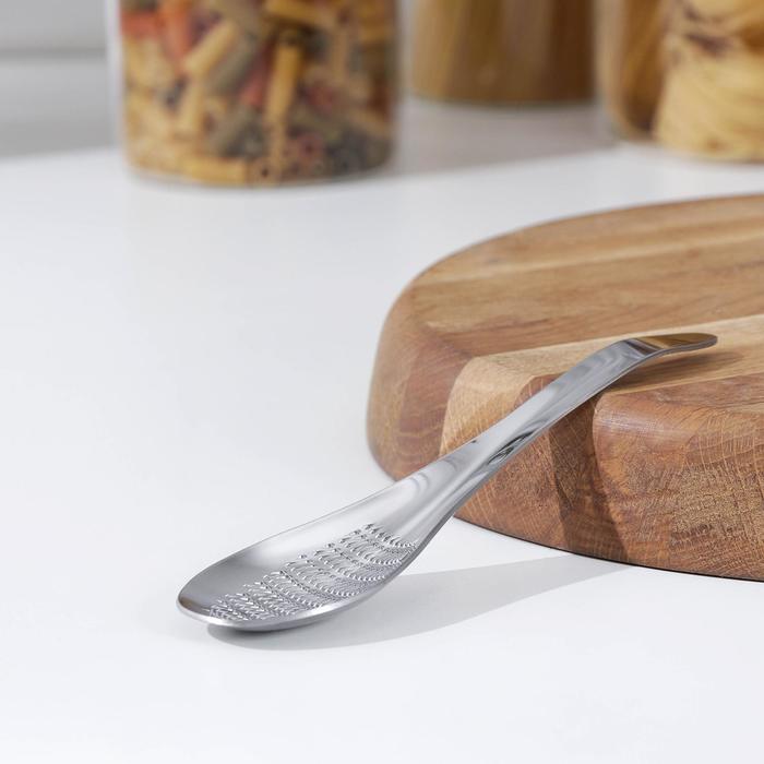 Тёрка для сыра Доляна Steel, 17×4.5 см, нержавеющая сталь, цвет серебристый