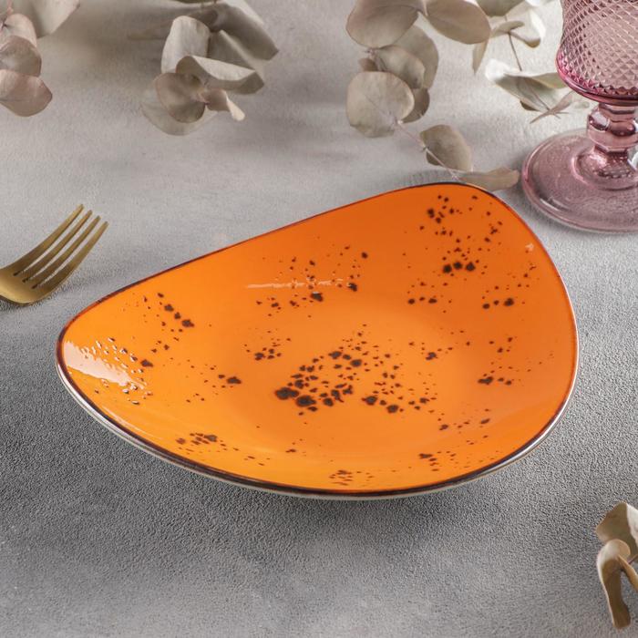 Блюдо керамическое треугольное «Созвездие», 22×18 см, цвет оранжевый - Фото 1
