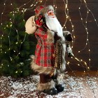 Дед Мороз под ёлку «Зимнее волшебство. Новогодняя игрушка в шубке с фонариком и веточками», 60 см - Фото 2