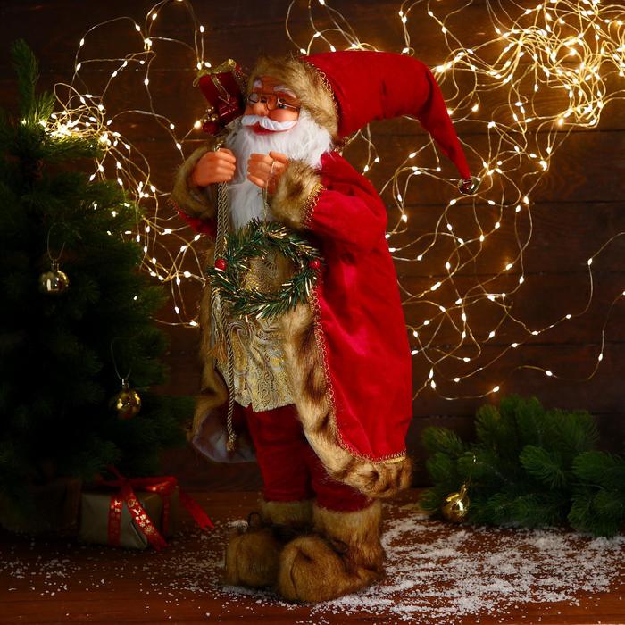 Дед Мороз "В золотом кафтане, с венком" 60 см - фото 1908765745