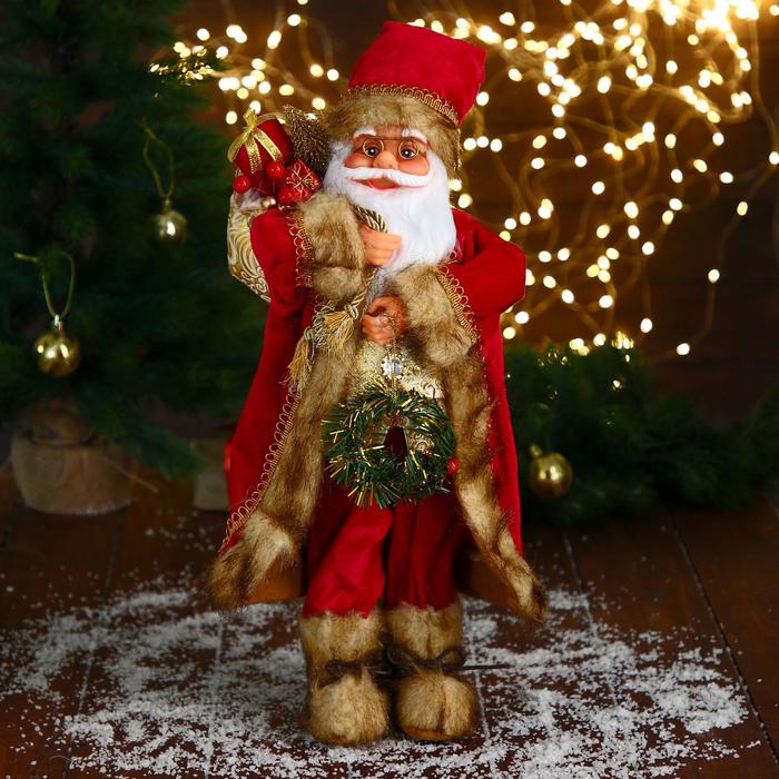 Дед Мороз "В золотом кафтане, с венком" 45 см - фото 1908765747