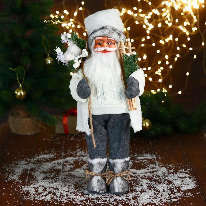 Дед Мороз "В белом свитере, с лыжами" 17х45 см - Фото 1