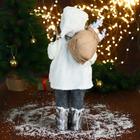 Дед Мороз "В белом свитере, с лыжами" 17х45 см - фото 3736034