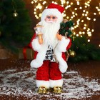 Дед Мороз "В свитере и блестящей шубке с белым мехом" двигается, фонарь светится, 15х35 см - фото 9411122