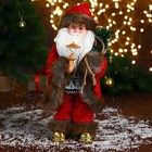 Дед Мороз "В свитере и шубке с коричневым мехом" двигается, фонарь светится, 15х35 см - фото 4060636