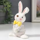 Сувенир керамика "Стеснительный зайчик в серой кофточке, с жёлтым бантом" 14,3х6,6х9,8 см  (артикул 6532683)  большой выбор товаров оптом и в розницу по низким ценам с доставкой