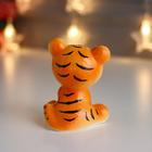 Фигурка керамика «Рыжий тигрёнок с монетками», 8×6.4×5 см - фото 41428953