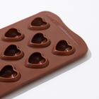 Форма для шоколада Доляна «Сердечки», силикон, 21×10,5×1,5 см, 12 ячеек, цвет коричневый - Фото 4