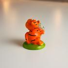Сувенир полистоун "Тигр Носик с купюрами" МИКС 5х4,5х4,5 см - фото 21382566