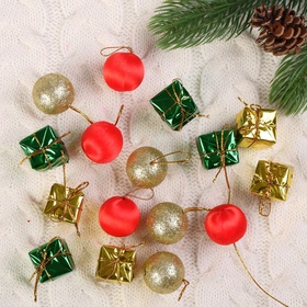 Ёлочные игрушки «Сочельник», набор 16 шт. (8 подарков,8 шариков), МИКС (комплект 2 шт)