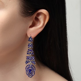 Серьги висячие со стразами «Вечерние» лепестки, синие в серебре, 8 см