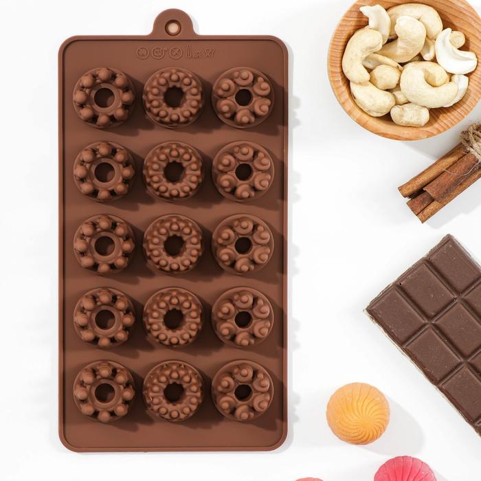 Форма для конфет и шоколада «Дольче», силикон, 20×11×1,8 см, 15 ячеек, цвет коричневый - Фото 1