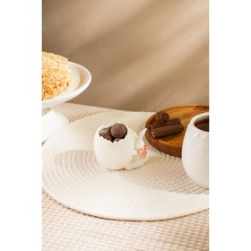 Подставка для яйца SL Home «Лесные кролики», 9×6.5×7 см, фарфор, белая 6943338