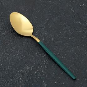 Ложка чайная из нержавеющей стали Magistro «Блинк», 14,5×4 см, зелёная ручка, на подвесе, цвет золотой