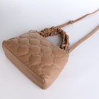 Сумка женская на молнии, цвет бежевый - фото 27333854