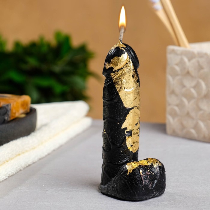Фигурная свеча "Фаворит" черная с поталью 12,5см - Фото 1